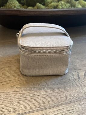 Mark & Graham leather jewelry organizer travel case